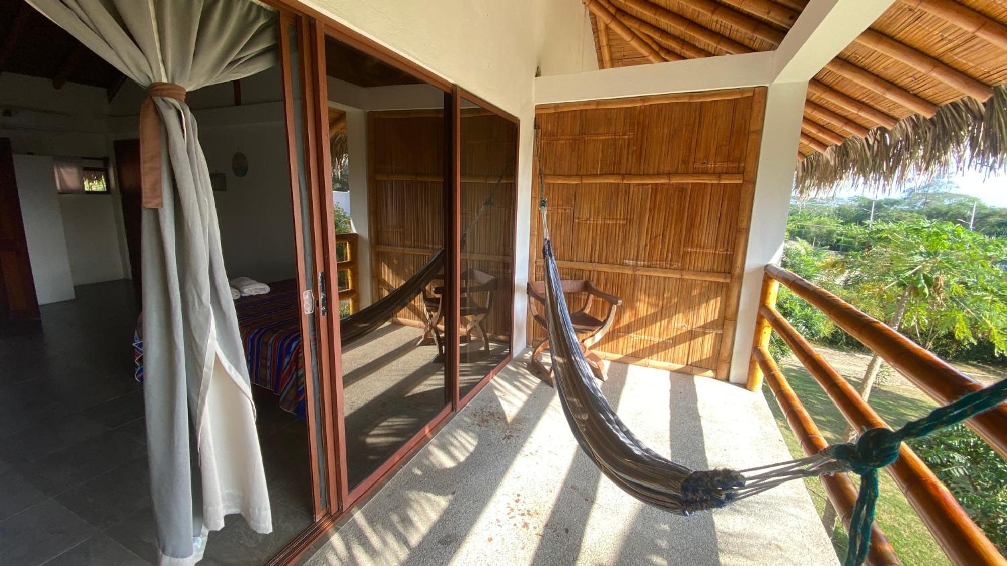 Hosteria Guachapeli Las Tunas Екстериор снимка