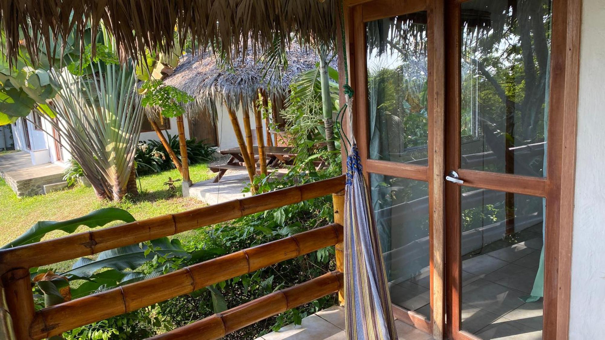 Hosteria Guachapeli Las Tunas Екстериор снимка