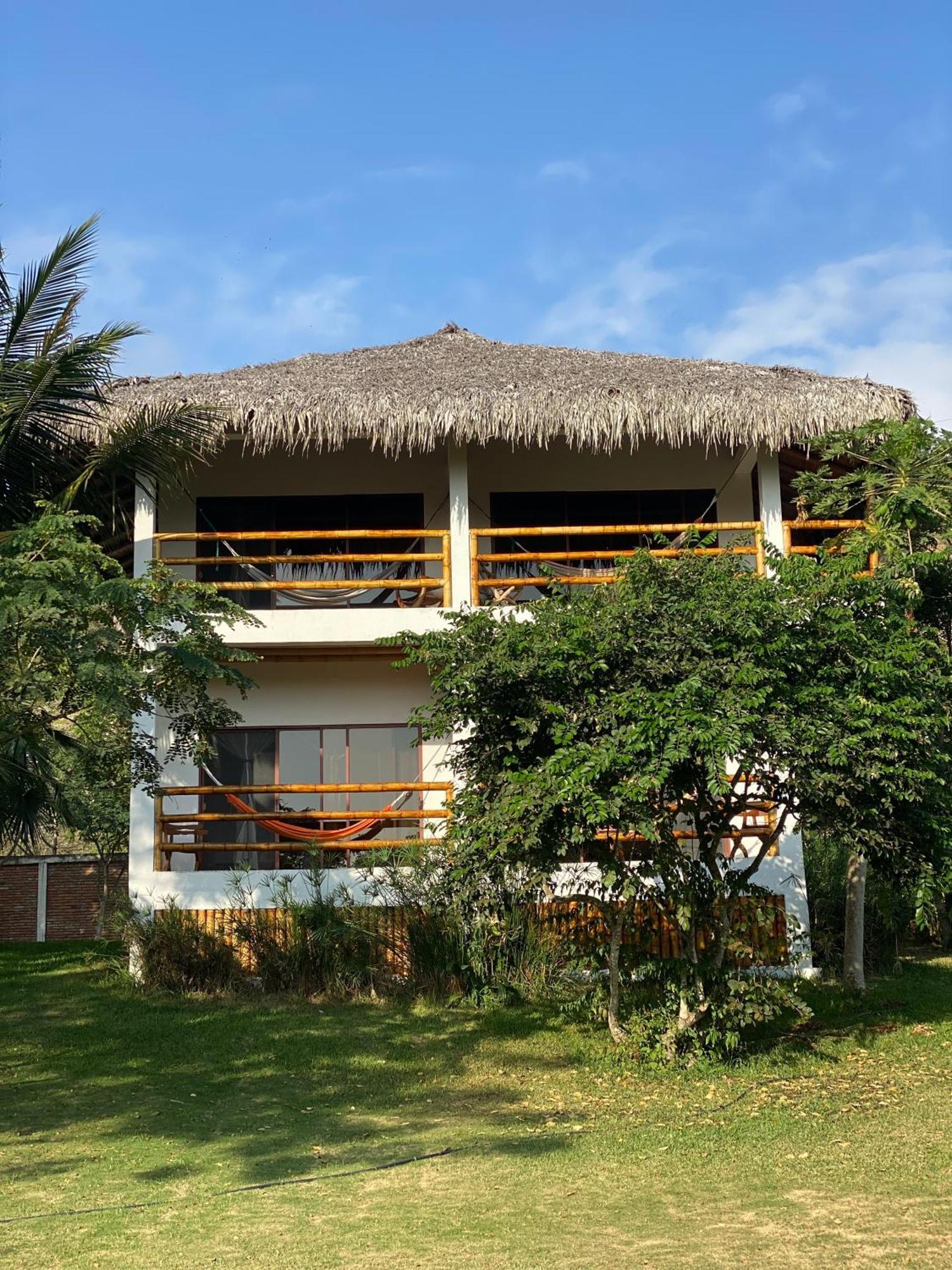 Hosteria Guachapeli Las Tunas Екстериор снимка