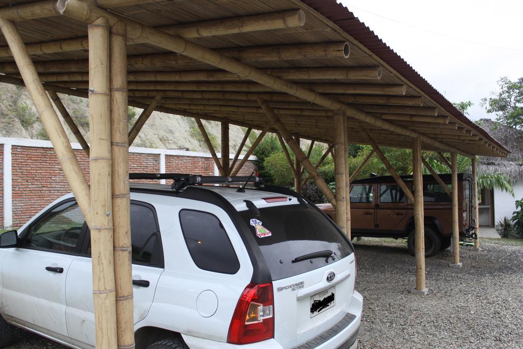 Hosteria Guachapeli Las Tunas Екстериор снимка